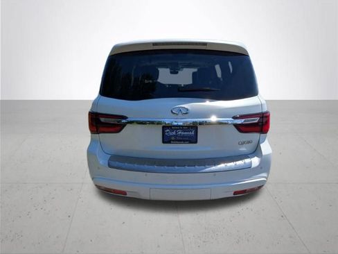 Used 2019 INFINITI QX80 Luxe w/ Proactive Package AWD/4WD image 6