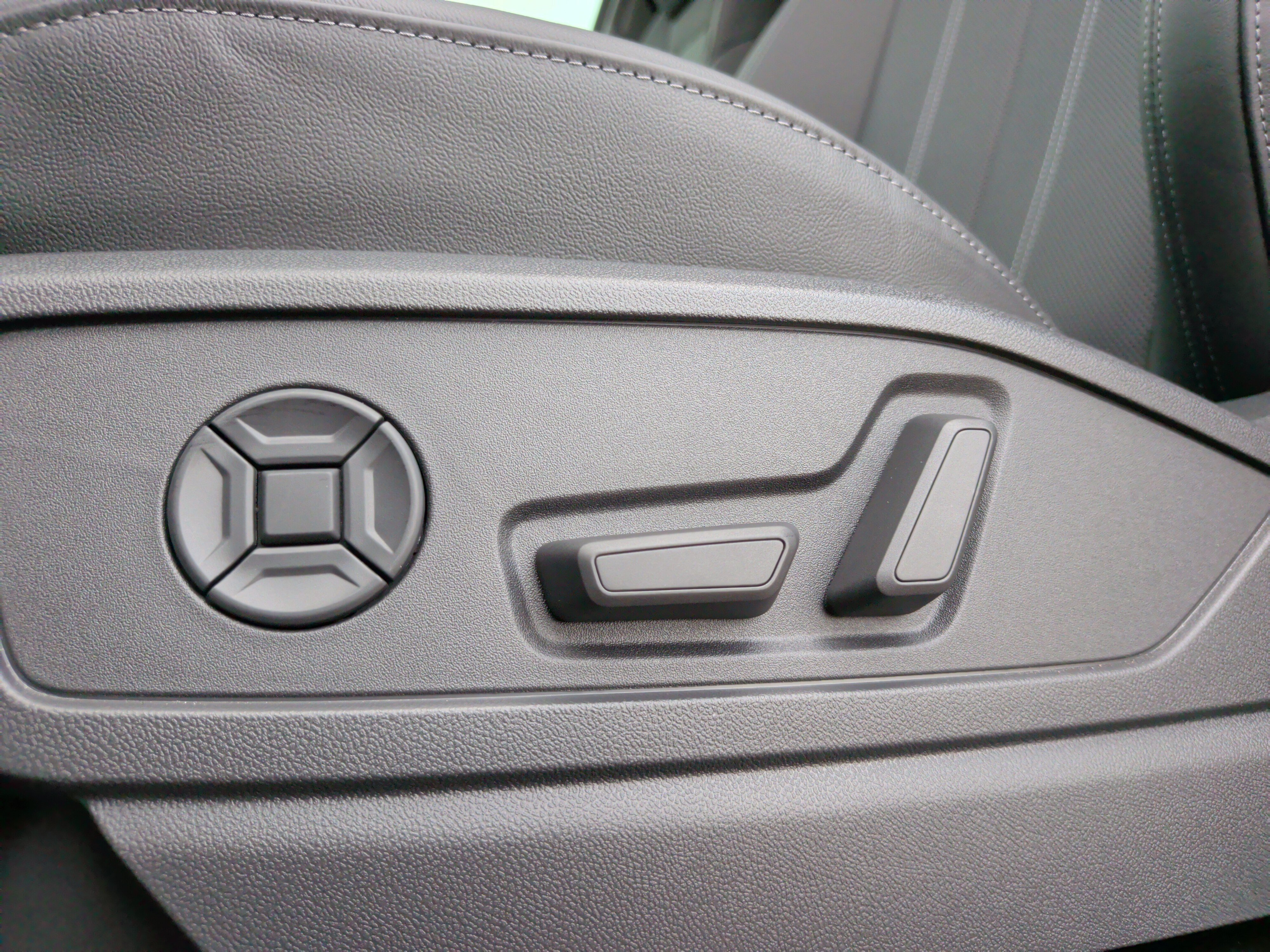 New 2026 Audi Q5 Premium Plus AWD/4WD image 27