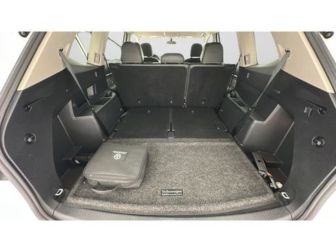 Used 2023 Volkswagen Atlas SE AWD/4WD image 22