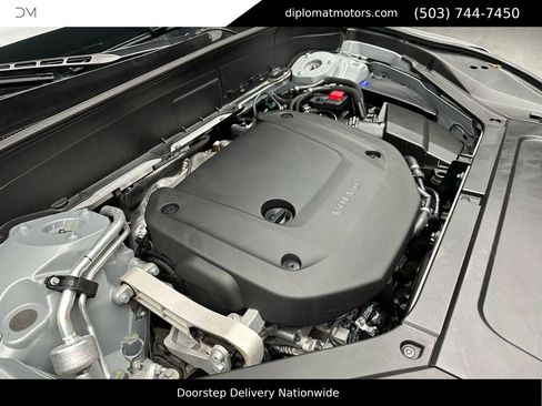 Used 2024 Volvo XC90 B6 Plus image 46