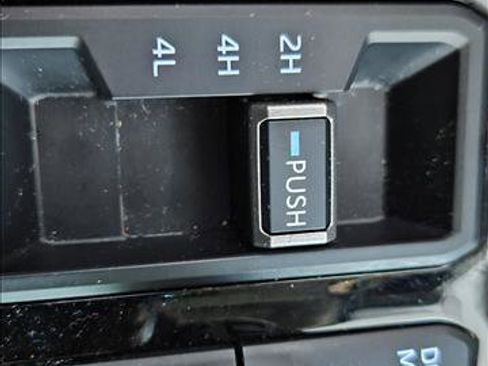 Used 2024 Toyota Sequoia Limited image 20