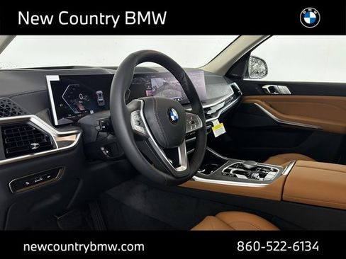 New 2026 BMW X7 xDrive40i w/ Premium Package image 12