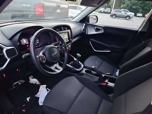 Used 2020 Kia Soul LX FWD image 7