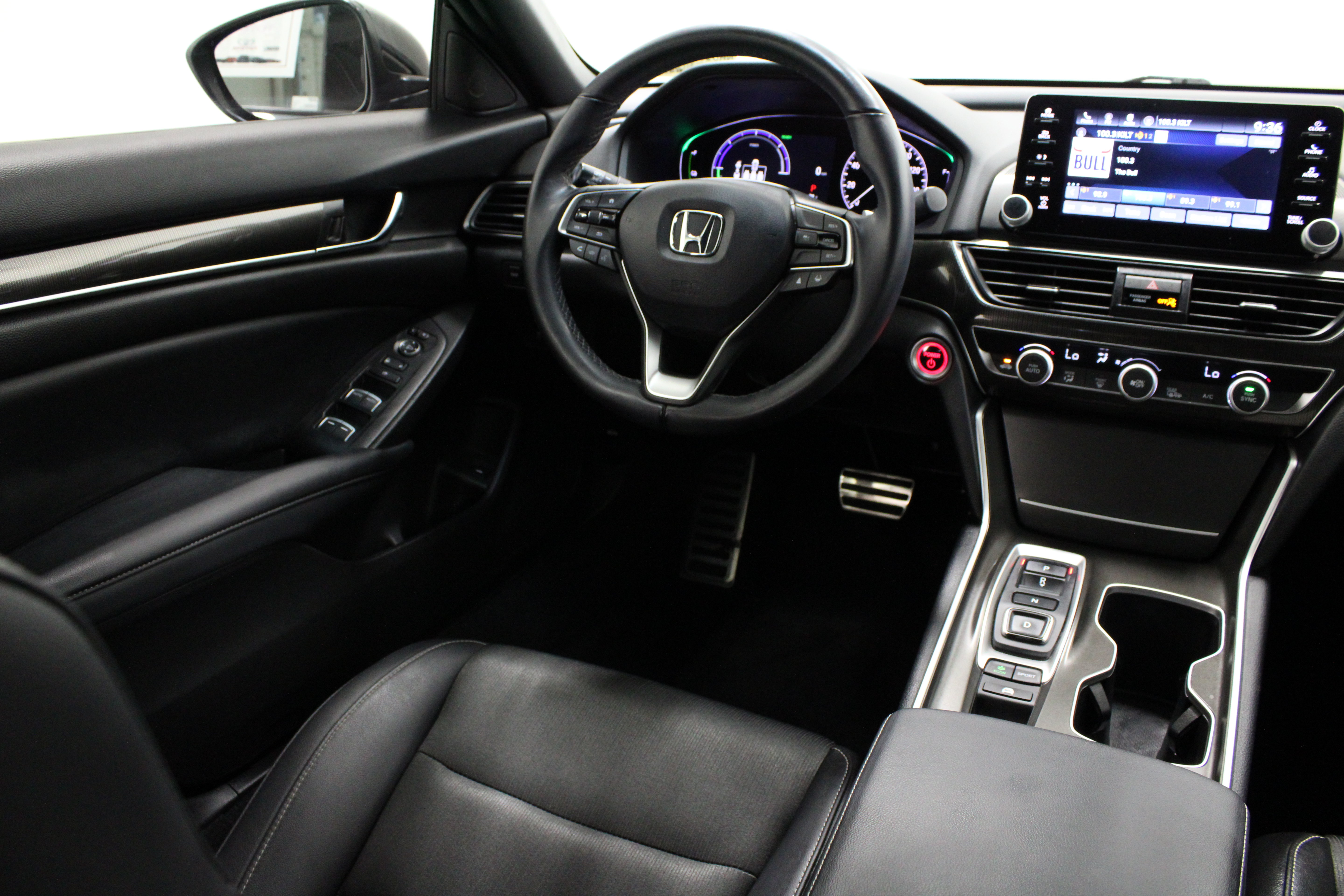 Used 2022 Honda Accord Sport image 29