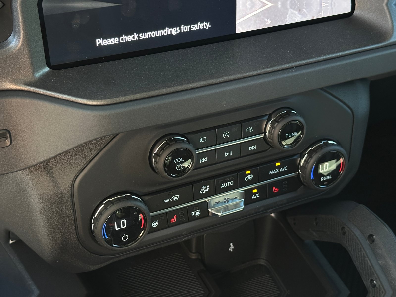Used 2026 Ford Bronco Raptor AWD/4WD image 16