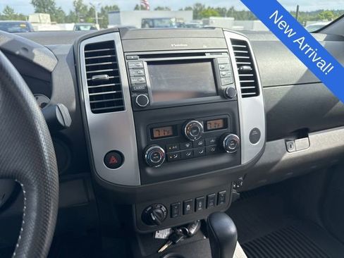 Used 2020 Nissan Frontier PRO-4X AWD/4WD image 16