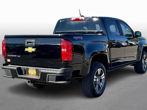 Used 2018 Chevrolet Colorado W/T w/ Custom Special Edition image 2