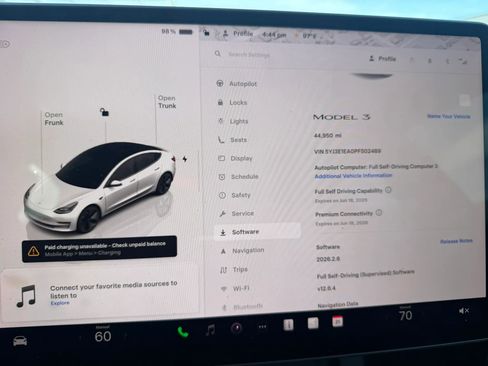Used 2023 Tesla Model 3 Standard Range image 10