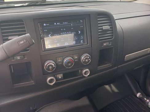 Used 2008 GMC Sierra 1500 SLE w/ Max Trailering Pack image 12