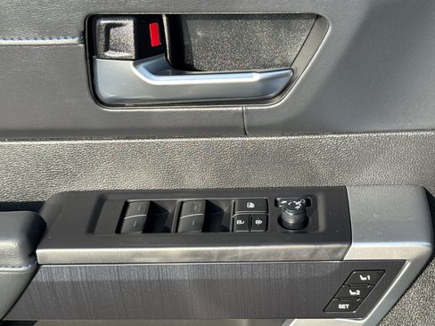Used 2024 Toyota Sequoia Platinum AWD/4WD image 25