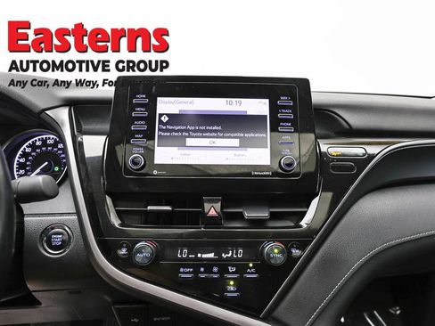 Used 2024 Toyota Camry SE w/ Cold Weather Package FWD image 12