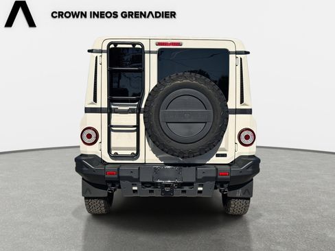 New 2025 INEOS Grenadier Fieldmaster Edition image 6