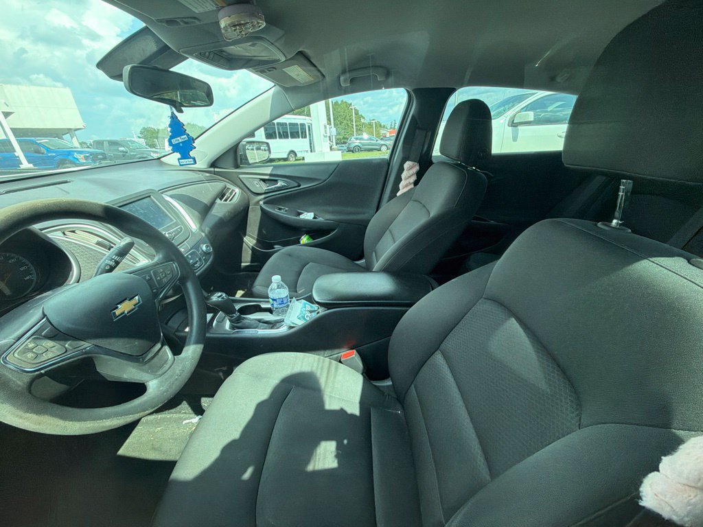 Used 2018 Chevrolet Malibu LS FWD image 8