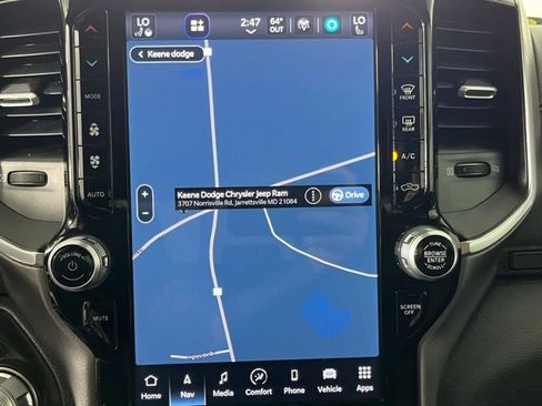 Used 2022 RAM 1500 Laramie AWD/4WD image 16