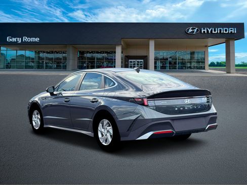 New 2026 Hyundai Sonata SE FWD image 5