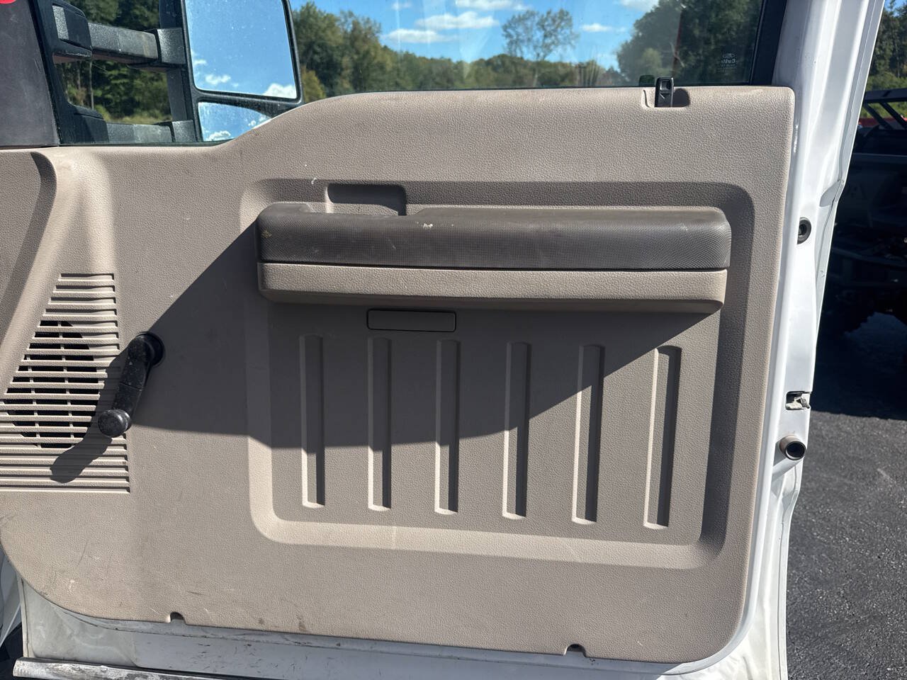 Used 2010 Ford F350 XLT AWD/4WD image 19