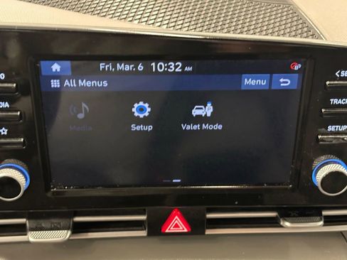 Used 2022 Hyundai Elantra SEL w/ Convenience Package FWD image 41