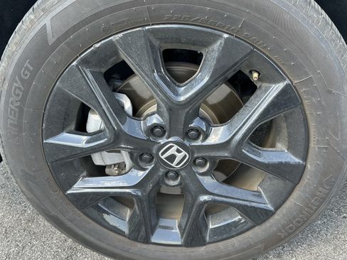 Used 2025 Honda HR-V Sport image 12