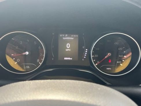 Used 2021 Jeep Compass Latitude FWD image 8