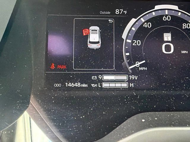 Certified 2025 Toyota Sequoia Platinum AWD/4WD image 6