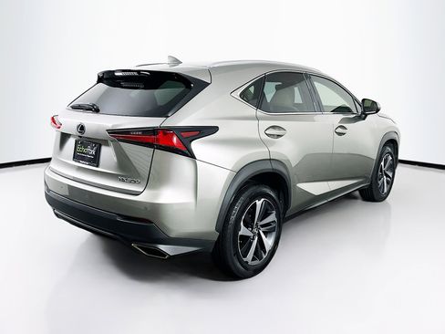 Used 2018 Lexus NX 300 FWD image 9