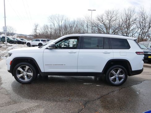 Used 2022 Jeep Grand Cherokee L Limited image 4
