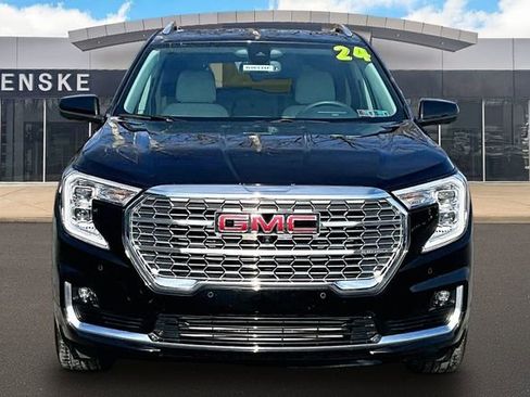 Certified 2024 GMC Terrain Denali w/ Black Diamond Edition image 3