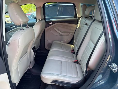 Used 2019 Ford Escape SEL AWD/4WD image 31