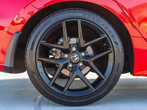 Used 2024 Honda Civic Sport image 10