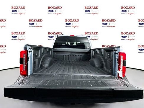 New 2026 Ford F250 Lariat w/ Black Appearance Package image 28