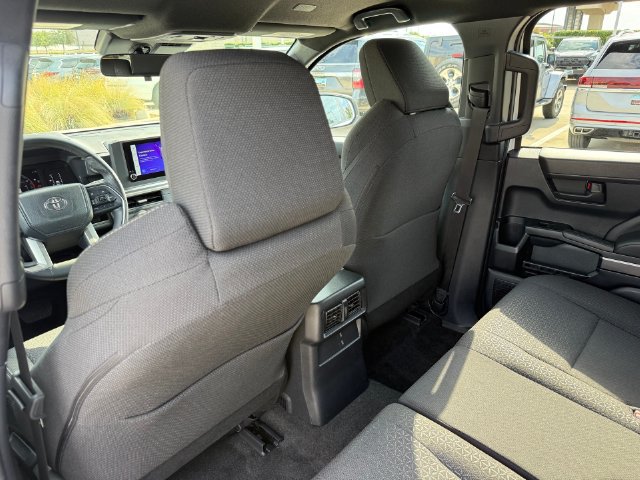 Used 2025 Toyota 4Runner SR5 AWD/4WD image 25