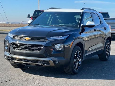 Used 2023 Chevrolet TrailBlazer ACTIV image 38