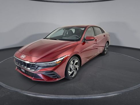 Certified 2025 Hyundai Elantra SEL FWD image 4