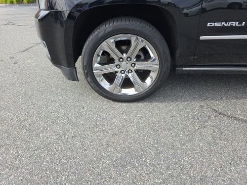 Used 2019 GMC Yukon Denali w/ Denali Ultimate Package image 10