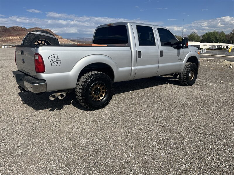 Used 2014 Ford F250 XLT w/ XLT Interior Package AWD/4WD image 3