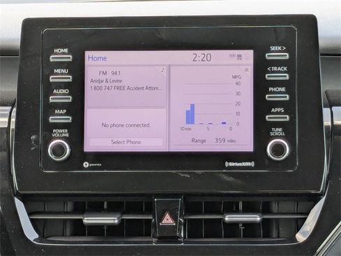 Used 2024 Toyota Camry SE image 17