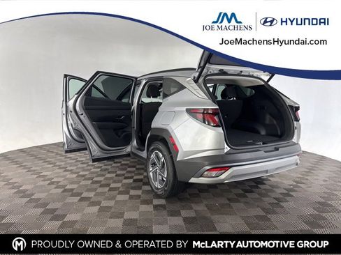 Certified 2025 Hyundai Tucson Blue image 17