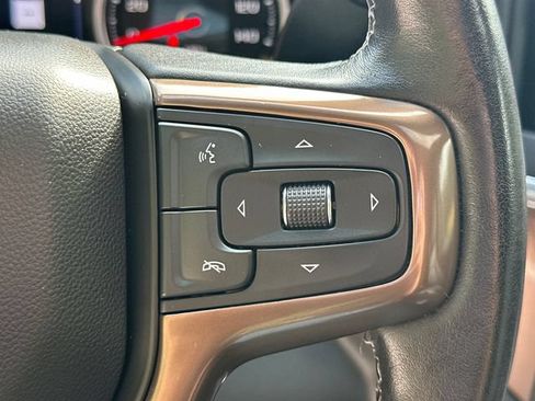 Used 2019 Chevrolet Silverado 1500 High Country w/ Technology Package AWD/4WD image 31