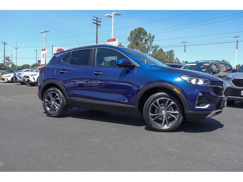 Used 2022 Buick Encore GX Select AWD/4WD image 4