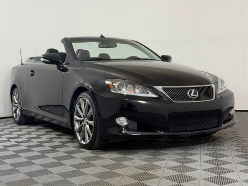 Used 2014 Lexus IS 250C w/ Luxury Package RWD image 31