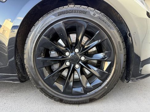 Used 2018 Tesla Model S 75D AWD/4WD image 30