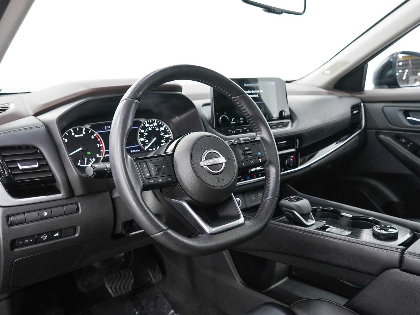 Used 2023 Nissan Rogue SL w/ SL Premium Package AWD/4WD image 25