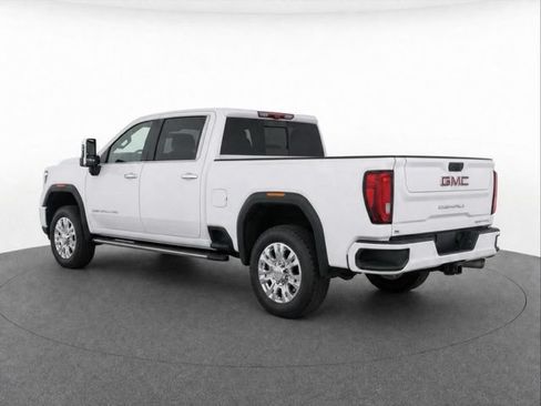 Certified 2023 GMC Sierra 3500 Denali w/ Denali Ultimate Package AWD/4WD image 4