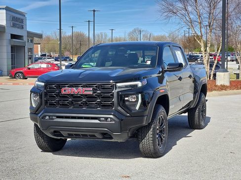 Used 2024 GMC Canyon Elevation w/ Elevation Premium Package image 2