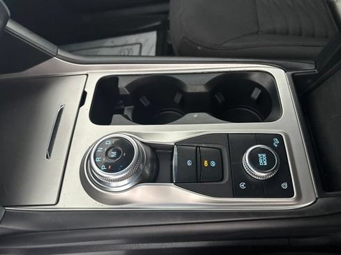 Used 2020 Ford Explorer XLT AWD/4WD image 7