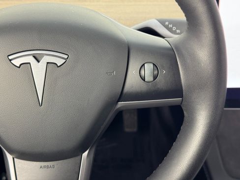 Used 2022 Tesla Model 3 image 20