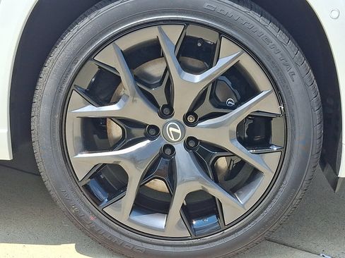 New 2026 Lexus TX 500h AWD image 5