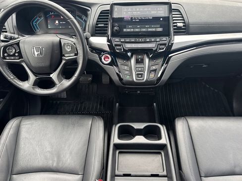 Certified 2021 Honda Odyssey Touring image 15