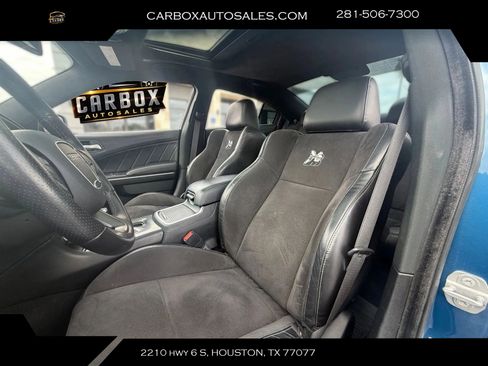 Used 2022 Dodge Charger Scat Pack w/ Plus Group RWD image 24