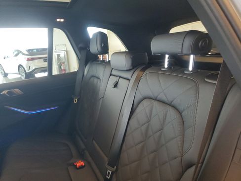 Used 2026 BMW X5 sDrive40i RWD image 19
